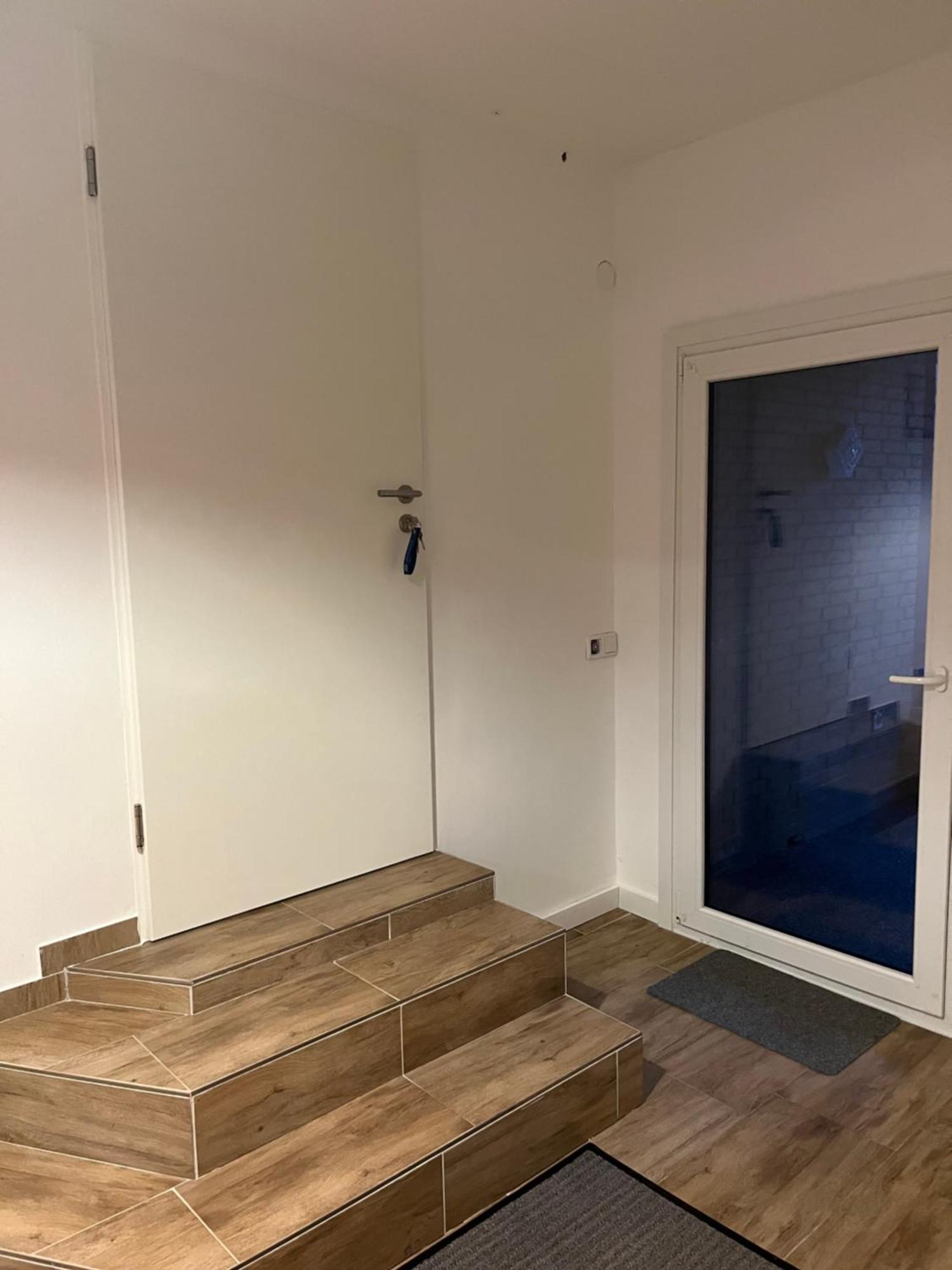 Wunderschoene Ferienwohnung Mit Balkon Auf Dem Bauernhof Greven Luaran gambar