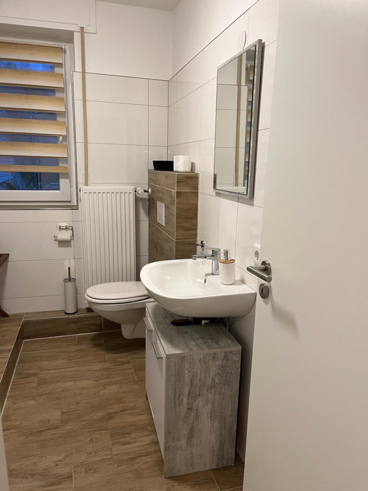 Wunderschoene Ferienwohnung Mit Balkon Auf Dem Bauernhof Greven Luaran gambar