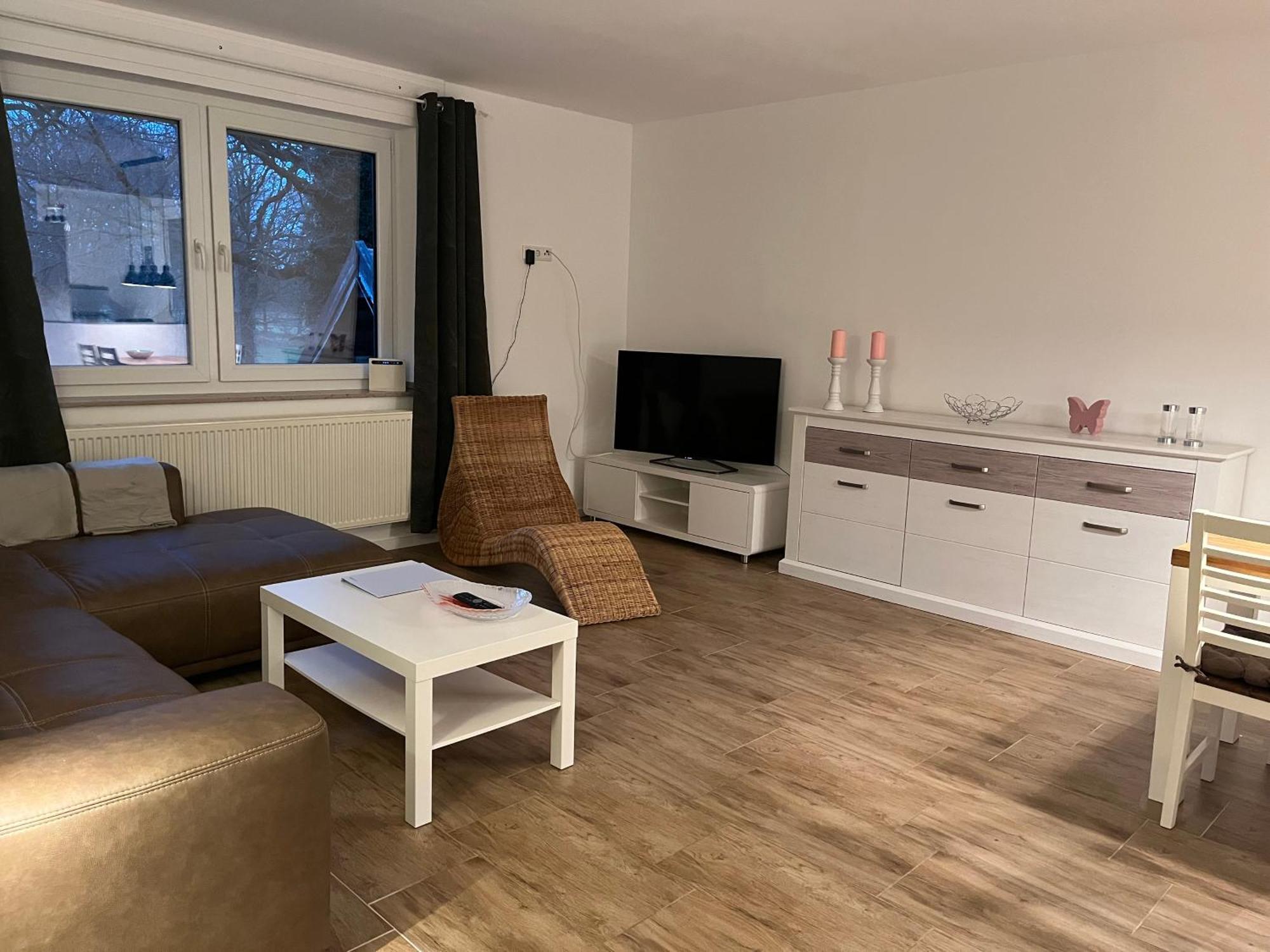Wunderschoene Ferienwohnung Mit Balkon Auf Dem Bauernhof Greven Luaran gambar