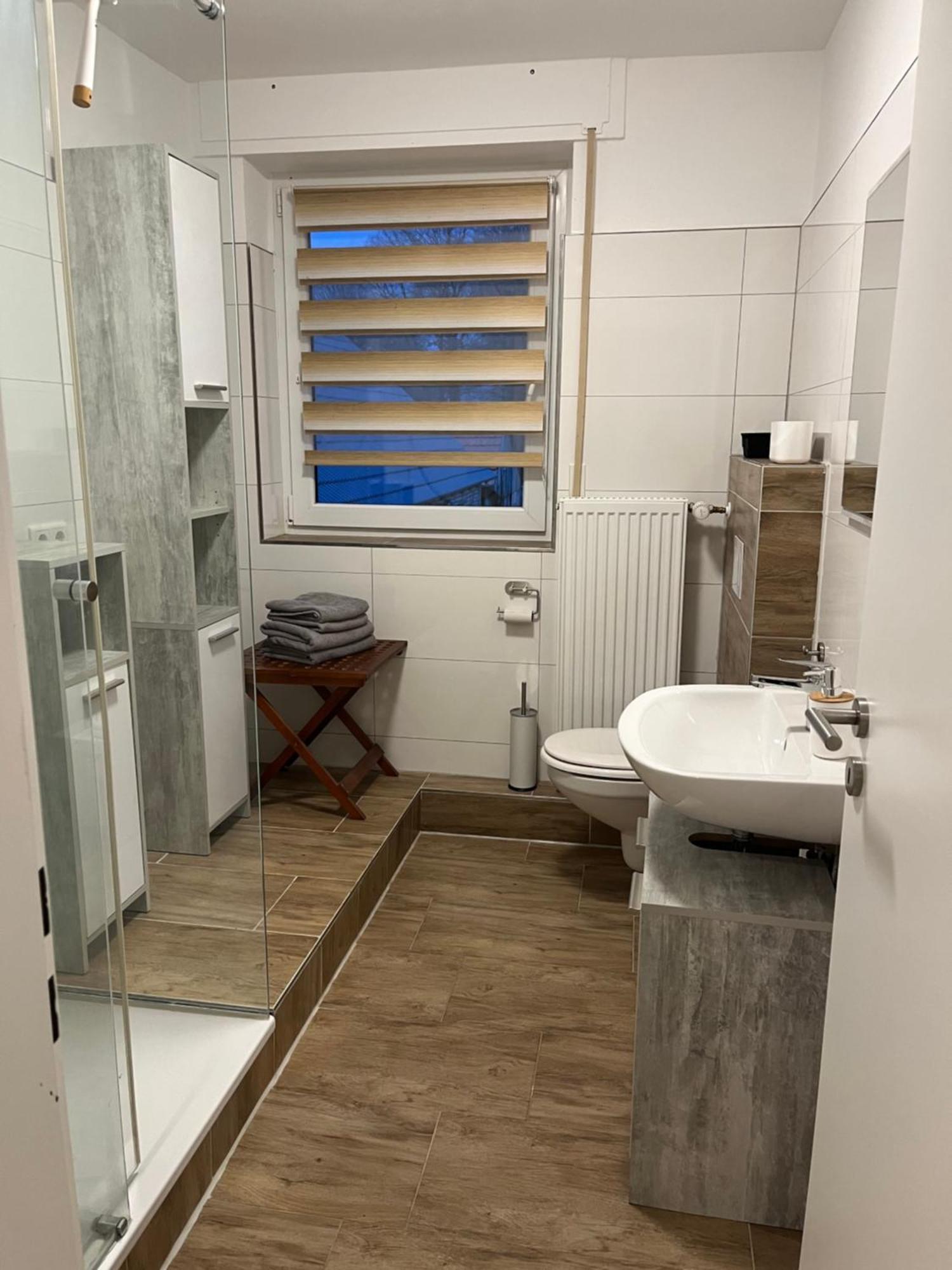 Wunderschoene Ferienwohnung Mit Balkon Auf Dem Bauernhof Greven Luaran gambar